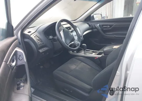 2015 Nissan Altima 2.5/2.5 S/2.5 Sl/2.5 Sv z USA, uszkodzony, nr VIN 1N4AL3AP4FC437800